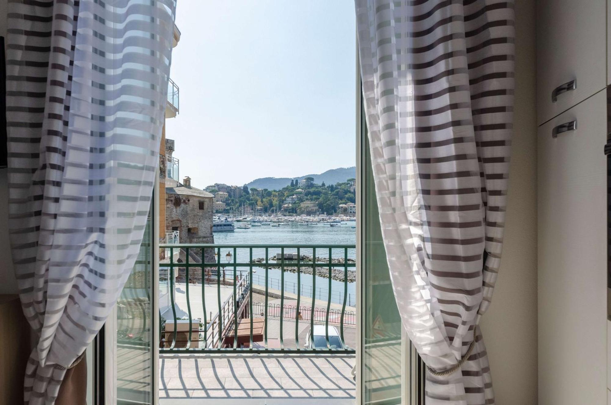 Alla Casa Rosa Al Mare- Centrale A Di Fronte Al Mare- Emozionante- Garage Privato Gratuito A 800 Mt- Aria Condizionata-Wifi Rapallo Kültér fotó