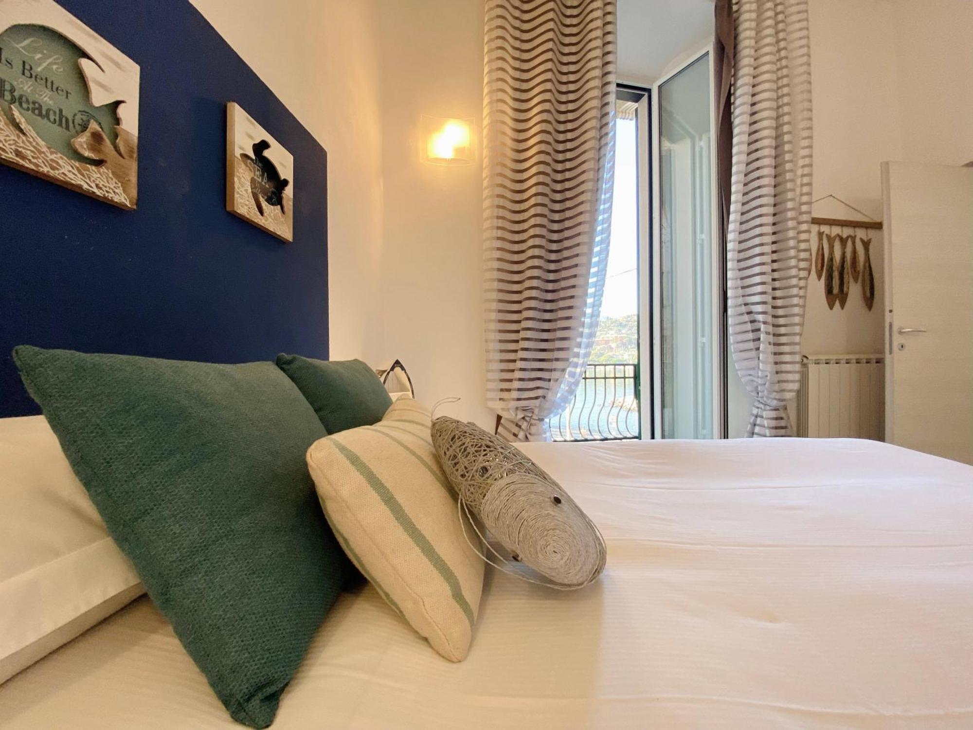 Alla Casa Rosa Al Mare- Centrale A Di Fronte Al Mare- Emozionante- Garage Privato Gratuito A 800 Mt- Aria Condizionata-Wifi Rapallo Kültér fotó