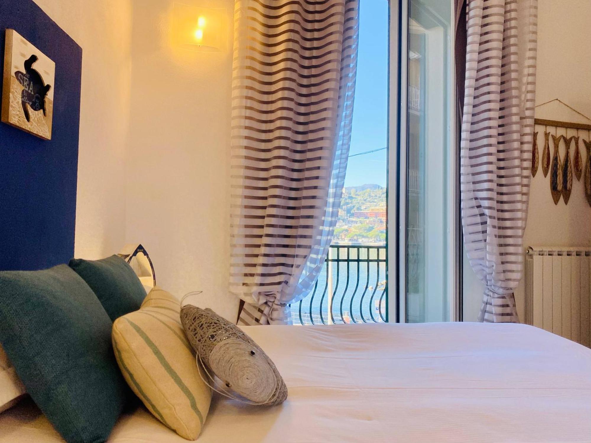 Alla Casa Rosa Al Mare- Centrale A Di Fronte Al Mare- Emozionante- Garage Privato Gratuito A 800 Mt- Aria Condizionata-Wifi Rapallo Kültér fotó